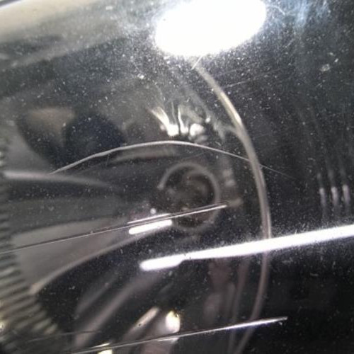 93100255-d7ef6938-551b-4a7a-a54b-2b6e88d7f058-Piece-93100255-Optique-avant-principal-gauche-63127165769-BMW-SERIE-3-E46-PHASE-1-320d-20D-16V-TURBO-03a69080f309ecd5b4515ec3299c7383989a0124c2163829ef1835a8a00704f2_m.jpg