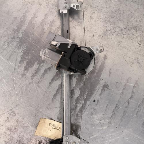 Vehicule-CITROEN-C3%25201%2520PHASE%25201-2005-657571d90d8bb2e50ea46c7634804fb4e17cc971aa26252008b26a5815633f3f_m.jpg