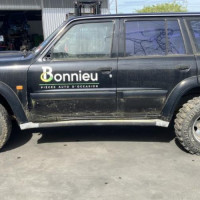 Vehicule-NISSAN-PATROL%25202-2003-e05c4b00244a0efc74479a7192b339436d133a3e10ad2bc716c77fddbb6ff4d4_m.jpg