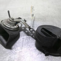 93293717-3501a52b-1e06-4f3c-a4b4-259350ee6a44-Piece-93293717-Avertisseur-Klaxon-KD456679Y-MAZDA-CX5-1-PHASE-2-22-TD-16V-TURBO-f01a9360f4bb530d6e9029a63a32c485789e15a1ac4e2dec8cd612cccc3e23b0_m.jpg