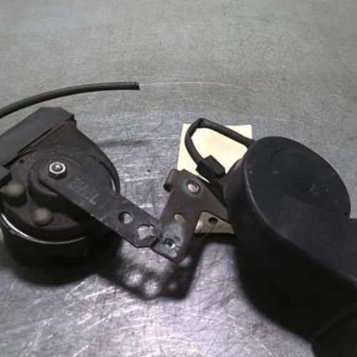 93293717-281764b9-b314-4abc-aaa2-a74f53ac323a-Piece-93293717-Avertisseur-Klaxon-KD456679Y-MAZDA-CX5-1-PHASE-2-22-TD-16V-TURBO-93e3ce1a7c5164668b26268d87d04400a9a9d4c24d29feeeb5b213ea48220b99_m.jpg