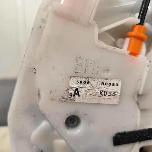 93293730-8c0f8bae-4c15-4611-8d97-4ee36e39d12a-Piece-Fermeture-centralisee-avant-droit-KD4758310-MAZDA-CX5-1-PHASE-2-30201f02f962bb5121a4ad030cd66bd320eef415800729312427ed4d3f98c8fc_m.jpg