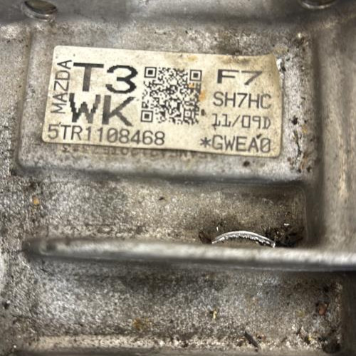 93300536-fc70a73f-9f7d-43e9-8214-ad3a6a4fdf67-Piece-Boite-de-vitesses-GWEA03000A-MAZDA-CX5-1-PHASE-2-4b349e75ee847859ddaa78d9ed44f3f4e3a78d40b44af3c39ee1006795b1845e_m.jpg