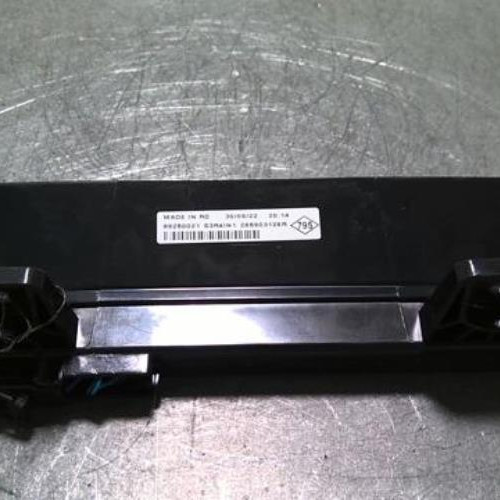 93387140-45c3922b-7830-4826-8d77-8707f883c915-Piece-93387140-Feu-arriere-stop-central-265903126R-RENAULT-TWINGO-3-PHASE-2-10i-12V-SCE-65-586cc3623cfa81b1e929905eeb568a2dbc1dab12d95956245ff107e85c5120a1_m.jpg