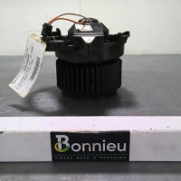 93534898-b0ec23e5-f848-454f-bf54-e0cd740d2a3b-Piece-93534898-Ventilateur-chauffage-2469061601-MERCEDES-CLASSE-GLA-156-PHASE-1-200-22-CDI-16V-TURBO-4-59ce4e5017963cbab0929aa18eab968d6f799353fe4345802b7b61e844da7d67_m.jpg