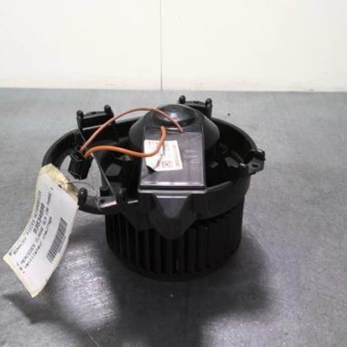 93534898-432c6ea1-95ef-4906-ad50-a6bba1e9f5de-Piece-93534898-Ventilateur-chauffage-2469061601-MERCEDES-CLASSE-GLA-156-PHASE-1-200-22-CDI-16V-TURBO-4-35acf9e0239da690cc0442995f0922ce5d4205ed82d45480605781915286b3c9_m.jpg