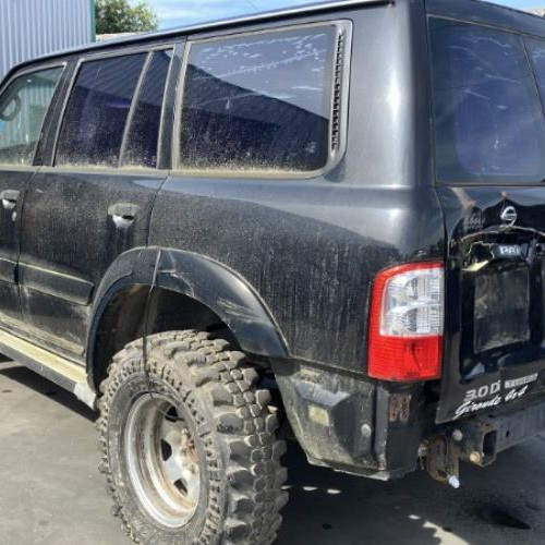 Vehicule-NISSAN-PATROL%25202-2003-2303bb1a117e8356711b2bc0dd37a520bd34b3b41ad158d88ad710c1e4d82df8_m.jpg