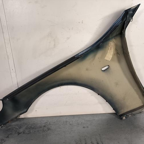 93600822-d8d6cbf8-d438-497c-855f-101e85a067e3-Piece-Aile-avant-droit-41357111430-BMW-SERIE-5-E60-PHASE-1-4df2d397ffbedbcabfc6421e59475ec711cf40082b50d1daeab64b9b0fbc90f3_m.jpg