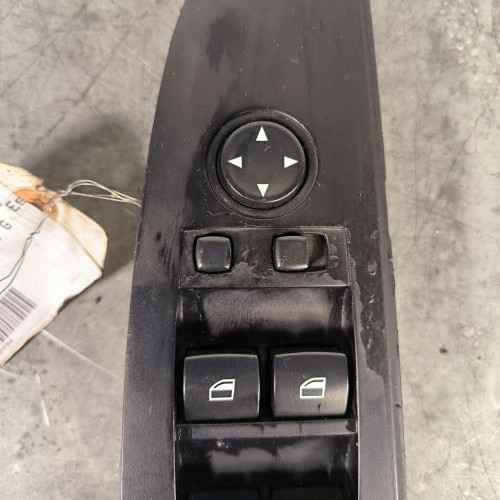 93600894-25f5a393-5dfd-452e-bd98-0db5b403cdd4-Piece-Interrupteur-de-leve-vitre-avant-gauche-61316951922-BMW-SERIE-5-E60-PHASE-1-87430ff2dc2ed0d1e076306080725edf6f8e31e685779c485ea73497a7fa93f2_m.jpg