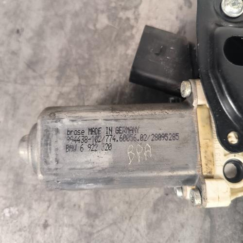 93600895-53fae535-0574-4315-b912-f7ae06b287a9-Piece-Leve-vitre-electrique-arriere-droit-51357184746-BMW-SERIE-5-E60-PHASE-1-cef91ebdff13da7002f797bcaae2776468a30edfcce72d2fe7ff408794536ed3_m.jpg