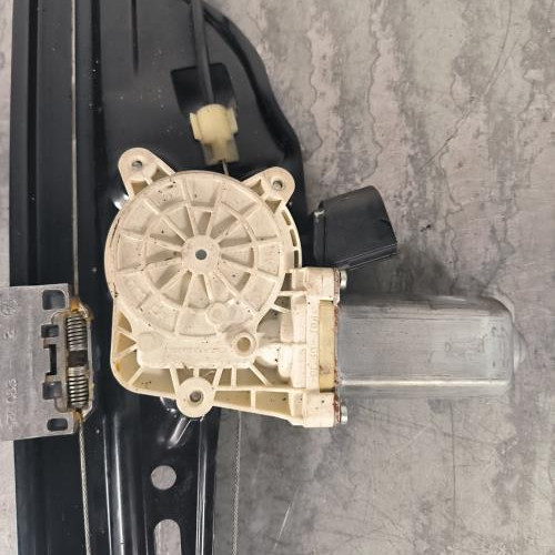 93600895-73cf23ee-8862-47fc-9cc8-8ff62330ffb1-Piece-Leve-vitre-electrique-arriere-droit-51357184746-BMW-SERIE-5-E60-PHASE-1-77455076d76efdb6e592e2a5d6f892b2d4c98231ca5af3778c9346f795be562e_m.jpg