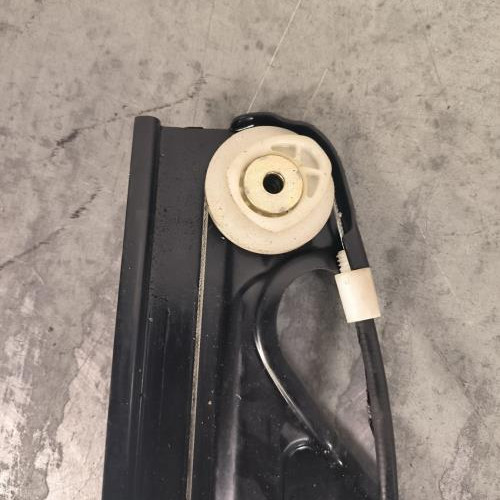 93600895-2bc4f0f0-d583-4dc7-8bbf-caa6fcea0d52-Piece-Leve-vitre-electrique-arriere-droit-51357184746-BMW-SERIE-5-E60-PHASE-1-2f55b54c609458af1ccbf286835f139835a5ea8dafa0cb08794b962ec139a8d4_m.jpg
