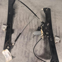 93600898-96433564-a1a8-4077-bbfa-16d6c1c29ecf-Piece-Leve-vitre-electrique-avant-gauche-51337184383-BMW-SERIE-5-E60-PHASE-1-9ad9ca96160d71c3b280ed07df0cdd040dc620ab72ff989705211509ef9cf112_m.jpg