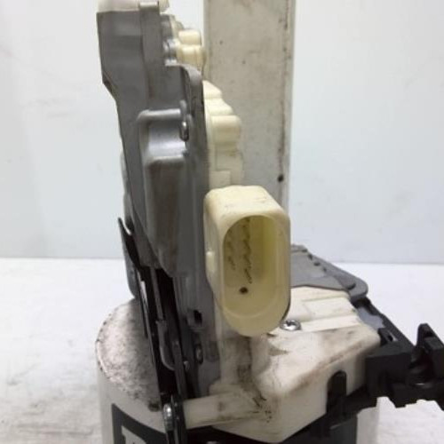 93601007-cc705a77-2db1-4054-94f4-b98cc5810a74-Piece-93601007-Fermeture-centralisee-avant-gauche-1P1837015-VOLKSWAGEN-EOS-CABRIO-PHASE-1-14-TSI-16V-TURBO-26025e53e6e320c64c41fe362c248f1e946af3d4391e86cc835c24df6afab0ba_m.jpg