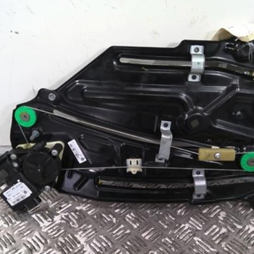 93601011-27b3e629-6722-4242-981e-514586781037-Piece-93601011-Leve-vitre-electrique-arriere-droit-1Q0839462-VOLKSWAGEN-EOS-CABRIO-PHASE-1-14-TSI-16V-TURBO-e1de62b1c799caf9f9ce6c7757fc9441f0e600b4efdd1f00820e788328a0b0c6_m.jpg