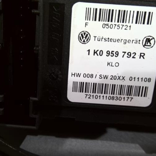 93601013-91a915de-2ad6-42dc-8be3-6ab9708646ad-Piece-93601013-Leve-vitre-electrique-avant-droit-1Q0837462G-VOLKSWAGEN-EOS-CABRIO-PHASE-1-14-TSI-16V-TURBO-47a7ef3df21e2375a13cc1d80d37a8de2ad3123cdd72defd90fc5abddaf78e68_m.jpg