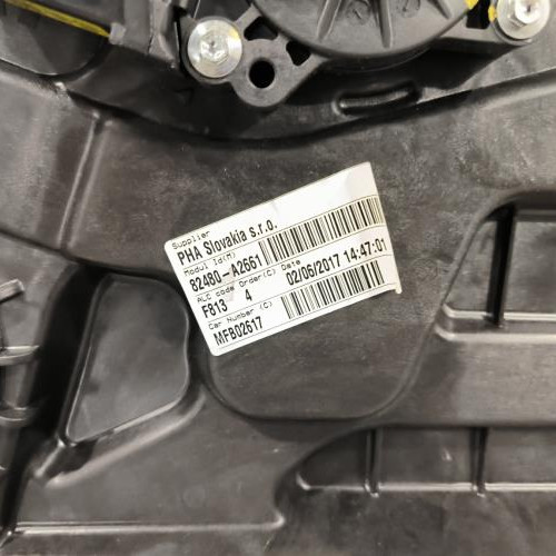 93601126-12fd96cc-909c-4487-87ea-e59bc0b06a18-Piece-Leve-vitre-electrique-avant-droit-82481A2700-KIA-PRO-CEED-2-PHASE-2-COUPE-0897c74c1bc936c6422e93fd62327b3610464f56e2e20faf98afea66a7e3c48e_m.jpg