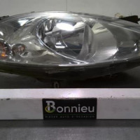 93737832-945e959c-a110-490c-a183-27a4dcf0abfd-Piece-93737832-Optique-avant-principal-droit-1698200461-MERCEDES-CLASSE-A-169-PHASE-1-150-15i-8V-50d41296208bcdea82381eab46bf055297f453751640437b214d184f28284b13_m.jpg