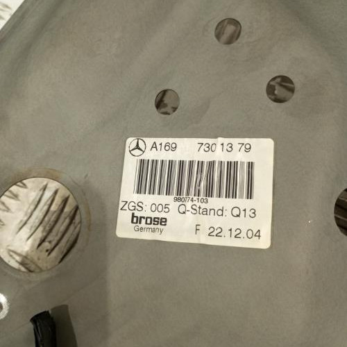93738592-299d3088-6dba-4341-a953-96f5dc7dde26-Piece-Leve-vitre-electrique-arriere-gauche-1697303379-MERCEDES-CLASSE-A-169-PHASE-1-0edd49f659139c63d5ae3d584cd678cc73c079550cbe97ea0bf2b32577cfe5e3_m.jpg