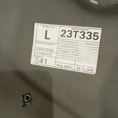 93738592-6eb4e0d7-6196-480a-807e-bc6e6a02259a-Piece-Leve-vitre-electrique-arriere-gauche-1697303379-MERCEDES-CLASSE-A-169-PHASE-1-6eb49bbbe00007949168aa49d98b4577d0528a07b500a344c353f0729339e7a8_m.jpg