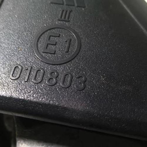 93812702-1b4afbdb-e702-4646-9a0e-f01bf0bea009-Piece-93812702-Retroviseur-droit-51167268124-BMW-SERIE-1-E87-PHASE-1-118d-20D-16V-TURBO-d58c8c5bb74467e63d99668289b9cead214815b05603d45370c71b06c2474beb_m.jpg