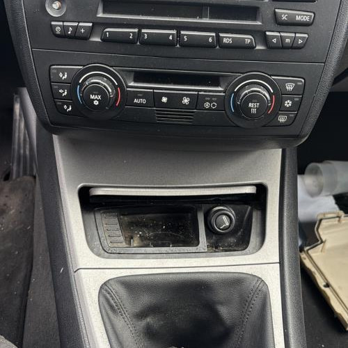 Vehicule-BMW-SERIE%25201%2520E87%2520PHASE%25201-2006-9aa3280f0b4ea69d4c11e1cbdbb5672584d02390136703b74e933e13b48e62bb_m.jpg