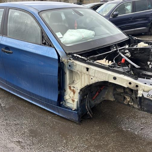 Vehicule-BMW-SERIE%25201%2520E87%2520PHASE%25201-2006-9430c0bffb64f5a22e90b11832e37da8a752b15ce706ebb15d766ec236340e90_m.jpg