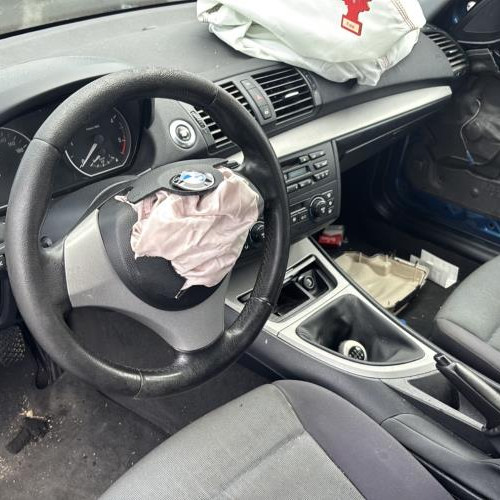 Vehicule-BMW-SERIE%25201%2520E87%2520PHASE%25201-2006-90fb101b837efc5902e78acd06cb1ce351d1db31c8c6d639c0b6222488e640b7_m.jpg