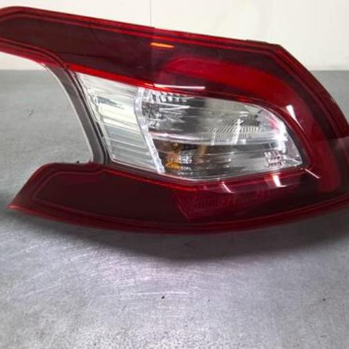 93819665-dddae1db-2be2-4c68-a511-c83d3a5f7bd3-Piece-93819665-Feu-arriere-principal-gauche-9677817680-PEUGEOT-308-2-PHASE-1-16-BLUE-HDI-8V-TURBO-6636985a5897f51c9f66cdb1c22c35d482cdc95460e95b0ec3c481c4ea373282_m.jpg