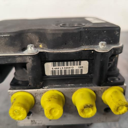 93821870-e9f8152a-3fd3-4ef5-9e14-1d788576ea9d-Piece-Bloc-ABS-freins-anti-blocage-1610426280-CITROEN-DS5-PHASE-1-a829c031147fbd804d0685eb214f08a6bd2cf4e0af44469af9fc72d49ea1e627_m.jpg