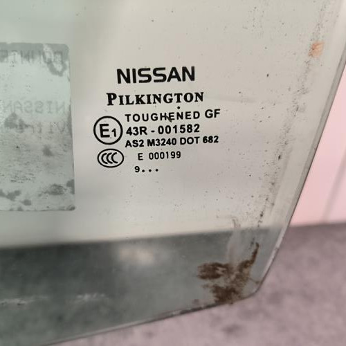 94254193-5fef086b-e7f7-47e0-a66d-3c19c8250aa2-Piece-Vitre-avant-gauche-80301-EY10A-NISSAN-QASHQAI-1-PHASE-1-2-1b62ee36e3e0598f2c301028fc6f25d9efe390bbf1ee13f2cfe5e9d646d31eb1_m.jpg