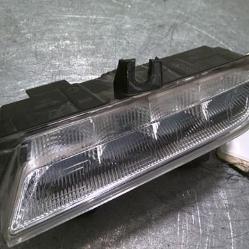 94439076-603577dd-aad2-4e38-9a2b-89e67a4f47d2-Piece-94439076-Feu-diurne-avant-gauche-266059493R-RENAULT-CLIO-4-PHASE-1-15-DCI-8V-TURBO-d8e06a0c80c3ba767eda3de1ca451c9f7fe59c3fe20fa4a1acaca9c45aa3df43_m.jpg