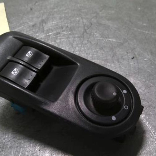 94442932-ef39fa9e-f486-47c7-ade1-dde5d97b2b16-Piece-94442932-Interrupteur-de-leve-vitre-avant-gauche-8200108269-RENAULT-TRAFIC-2-PHASE-2-20-DCI-16V-TURBO-a0579c00ebf9f181adfaa036fcbbd91f9fec87425f1d48c0855407625c46663f_m.jpg