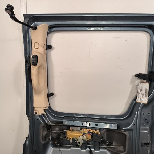 94572606-2ced2000-f076-4412-b022-894b5c49f319-Piece-Porte-laterale-droit-9839349480-CITROEN-BERLINGO-1-PHASE-2-e11501bf2465359db70855aa5a232f0f0210ae3646d915cad75231c714526224_m.jpg