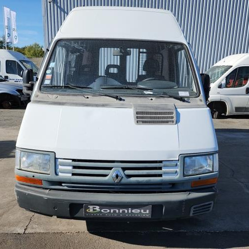 Vehicule-RENAULT-TRAFIC%25201%2520PHASE%25203-1999-0d08084276fc0c9c6290b8a30679cf3e4068e70e8c1797b49f1138c66a114f1f_m.jpg