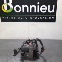 94869895-2d5420c0-1506-4eb6-b353-0b61c208c9bb-Piece-94869895-Bloc-ABS-47600-AM400-NISSAN-350-Z-COUPE-35i-24V-V6-d182b240d0108935d0b7862f908ed3a9f5a06e40c469c70719764a22f0659d01_m.jpg