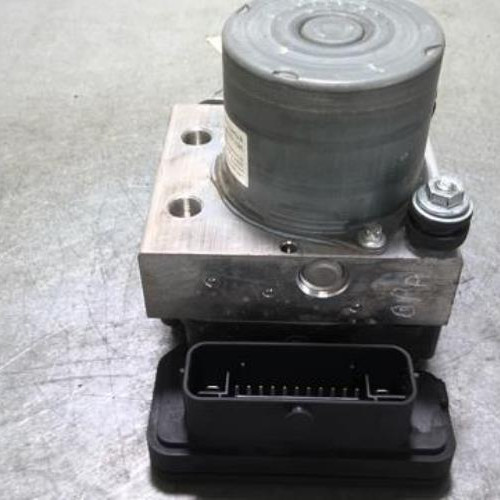 94999175-84843367-7f7b-4fb0-a8a3-3b314d8e943e-Piece-94999175-Bloc-ABS-1669575380-CITROEN-JUMPY-3-M-20-BLUE-HDI-16V-TURBO-9236477e07b3868f2aceea57d3a08b4d8aa7edf4561cc595e8905aa63a37e1b9_m.jpg