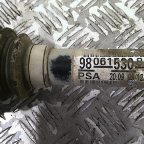 94999181-1aca49c6-41fd-451b-bc5c-9ad18df62b2b-Piece-94999181-Cardan-gauche-9806153080-CITROEN-JUMPY-3-M-20-BLUE-HDI-16V-TURBO-d860580676f0e06cc670af18163e7bacc536392e9154fcdccf1aadbae23c78e0_m.jpg