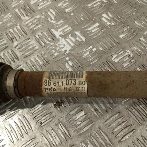 95022214-9413e89f-c4e4-4633-a7ed-eedad047e976-Piece-Cardan-gauche-transmission-00003272PZ-CITROEN-C4-2-PHASE-1-fb7144cebd15fbe4b869fc7678b0e31256dfe06def1f64cdd526cb8daca713f3_m.jpg