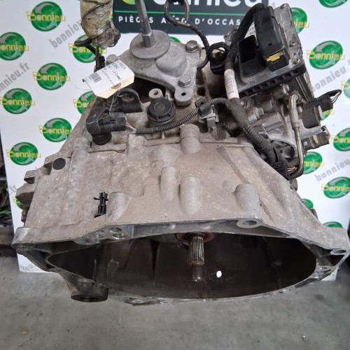 95023541-e5e23776-667d-44d9-9d8a-e4b3e2d7fed5-Piece-Boite-de-vitesses-00002231K2-CITROEN-C4-2-PHASE-1-fdeaa669f2464759430e35f87abe77a72c03a60c4c9c38b1b1c39ab743b37bb7_m.jpg