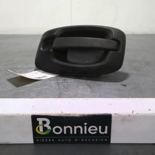 Poignee porte avant droit