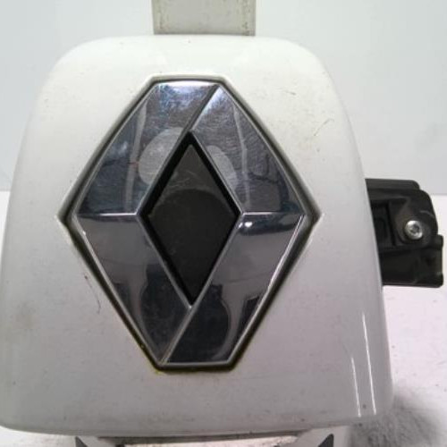 95557990-59444f3e-273e-43b1-a67f-316c67deba0e-Piece-95557990-Bouton-de-coffre-8200057918-RENAULT-CLIO-2-CAMPUS-PHASE-2-15-DCI-8V-TURBO-2b939bef1cbb60facf99d0f38bca12b6b88ba03993f1f26bb2740b9a04f56383_m.jpg