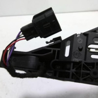 95570387-dba6b9e8-fdb5-4292-8210-ba2f2bb6cba6-Piece-95570387-Poignee-porte-avant-gauche-806706656R-RENAULT-CAPTUR-1-PHASE-1-15-DCI-8V-TURBO-73fbf55b16827a2d56a55fc8d6f27368eee6d307d579f990e23ca3e219032f6e_m.jpg