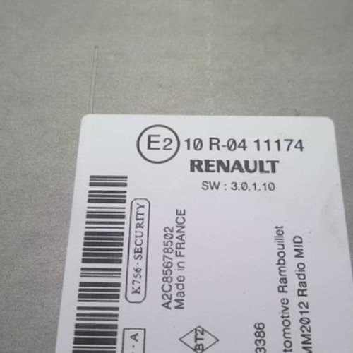 95571412-e8a7b8b3-81bc-4f84-87dd-0cbb48f652bc-Piece-95571412-Autoradio-dorigine-281151863R-RENAULT-CAPTUR-1-PHASE-1-15-DCI-8V-TURBO-57bb06e4e53ca003cc93a74f5dd176dd71f5c5492b6870d7249e3fa90b8b0c4a_m.jpg