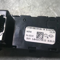 95571412-b633ddc2-12a6-47f8-bc5e-f33fe0a15bb3-Piece-95571412-Autoradio-dorigine-281151863R-RENAULT-CAPTUR-1-PHASE-1-15-DCI-8V-TURBO-f4360e7266eddbc315e9695bac398ff5309969a4a470cf630ac7811880a163be_m.jpg