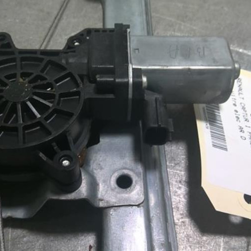 95571438-d7d8ab6d-ae88-4c35-a311-ff915d708bae-Piece-95571438-Leve-vitre-electrique-arriere-droit-827009380R-RENAULT-CAPTUR-1-PHASE-1-15-DCI-8V-TURBO-1ac2a27b6872f81e12537f3dab5373cc995f22d9d17e2d745b4627907bc6f025_m.jpg