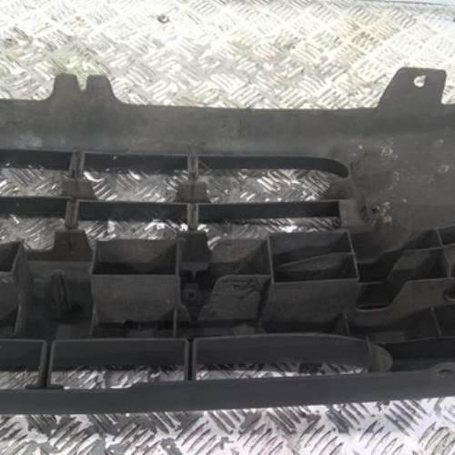 95691897-57b90955-ac91-492f-b868-671a0358c492-Piece-95691897-Pare-choc-avant-7701697654-RENAULT-TWINGO-1-PHASE-3-12i-8V-8df5950a4df71106030b7fa10d3a018050364fd32f3e0400141efa8ddc965192_m.jpg