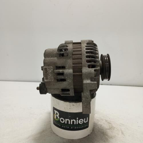 95692463-818d30a0-291b-42fd-91c0-0bfa950b4cb0-Piece-Alternateur-8200660045-RENAULT-TWINGO-1-PHASE-3-b651fc8f20036a91d863bd18084f601f6e5ed732303546bc2ee6093d964e0350_m.jpg