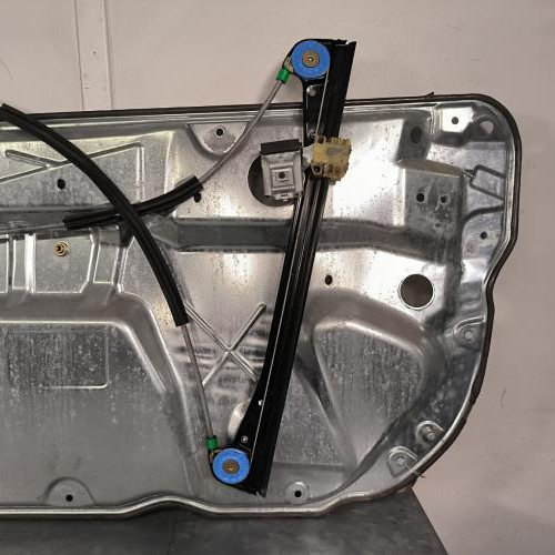 95721944-c6a793ec-02f6-403b-bb87-44790ffd181b-Piece-Leve-vitre-electrique-avant-gauche-6Q3837461J-VOLKSWAGEN-POLO-4-PHASE-1-4c2ac511175d52735b6e8e702321b29eb77da69961b404a0b088ca41538eaf5a_m.jpg