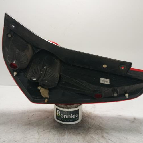 95767589-5271dec5-ac7f-49c5-bed4-5525b86445da-Piece-Feu-arriere-principal-gauche-feux-93193683-OPEL-AGILA-B-f498b5d489b0f0e870f6fd675d738e25ac173d0dededbe3ebd75ac42679c1eda_m.jpg